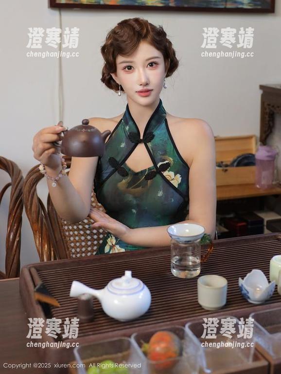 秀人网-恩一 秀人网 - 免费看恩一的美足大展,别怪我没提前警告,这美图能让你心跳加速!