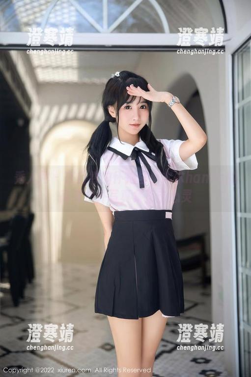 秀人网-木木hanna 秀人网 - 在自然的怀抱里:木木hanna的高清户外写真集直击心灵