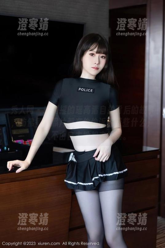 秀人网-瑶啊摇的瑶 秀人网 - 瑶啊摇的瑶高清自拍背后的故事,仿佛每张照片都在偷偷诉说着些什么,让人不由自主地想去探索。