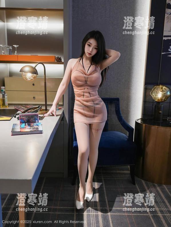 秀人网-陆萱雅 秀人网 - 惊呆!陆萱雅的私房美图,一不小心就把天使赶回天堂了!