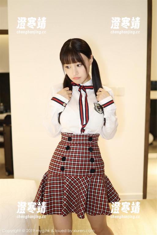 美媛馆 - 为什么大家都爱伊小七MoMo的奶牛高清写真？进来看真相！