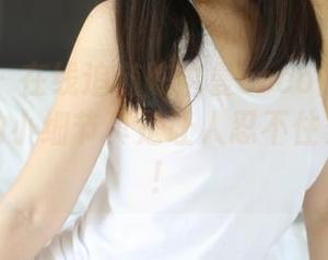 美媛馆 – 在线追随陈怡曼coco御姐——原图中的小细节真是让人忍不住多看几眼！