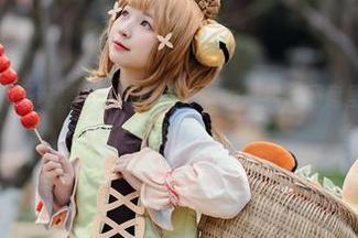 过去没见过的圣诞魔女，跟花铃Hana一起在网盘里漫游写真世界！