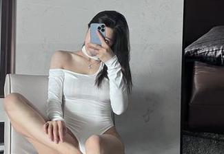 微密圈 – 私房里的空姐故事——金希儿教你如何在云端优雅
