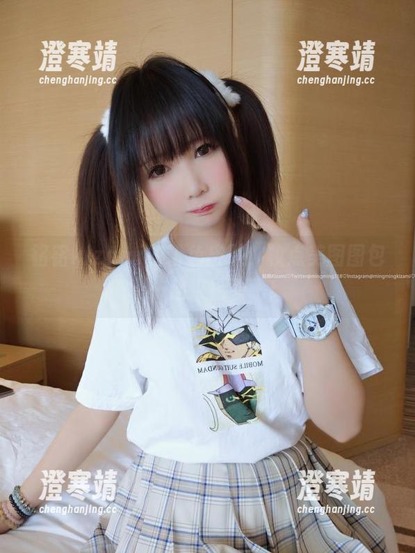 铭铭kizami的粉色皮肤，妆点美图图包，一起来偷看吧！