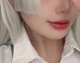 阿九从不咕咕的美图专辑——艾米莉亚教你如何花式摆Pose