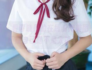 青豆客 – 看谭晓彤的在线厨娘美图，你会怀疑自己是不是太饿了！